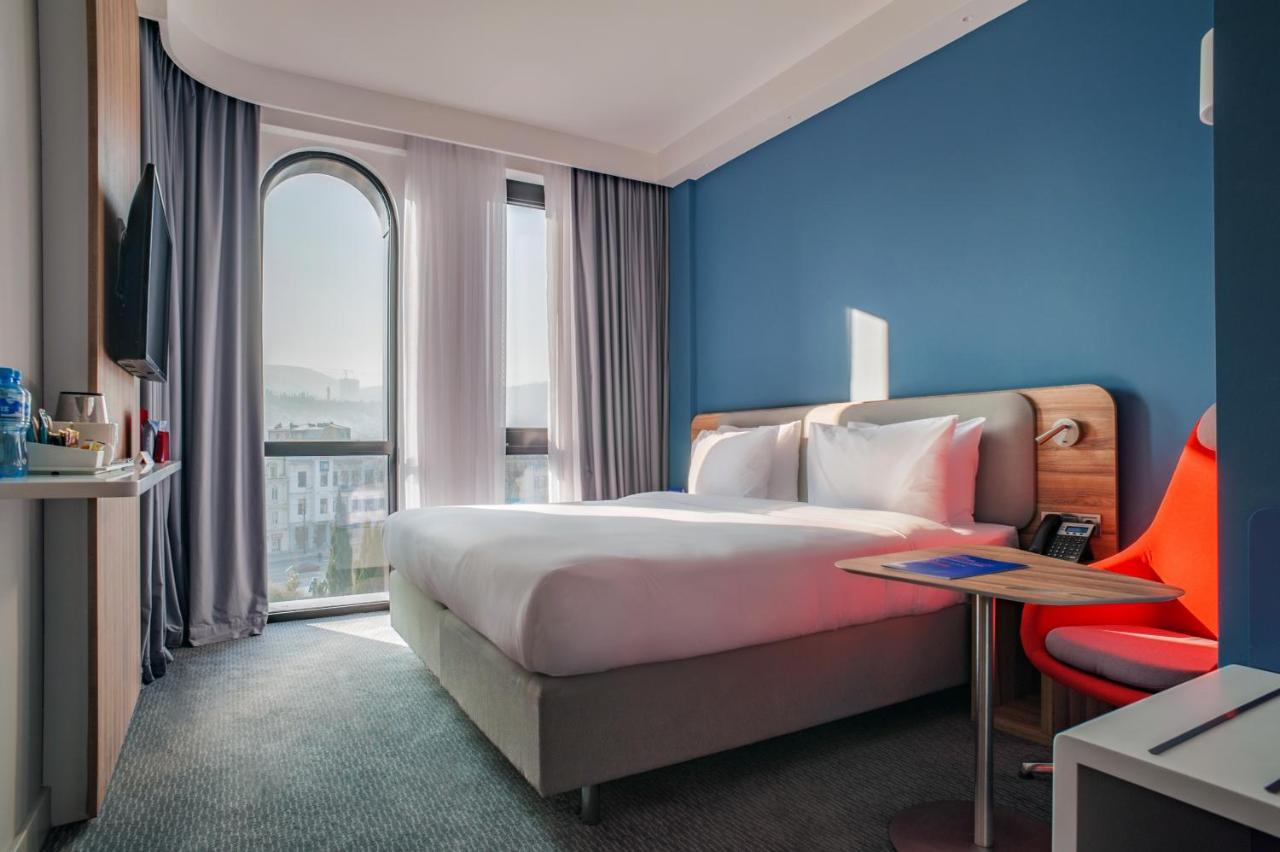 Holiday Inn Express Tbilisi Avlabari By Ihg ภายนอก รูปภาพ