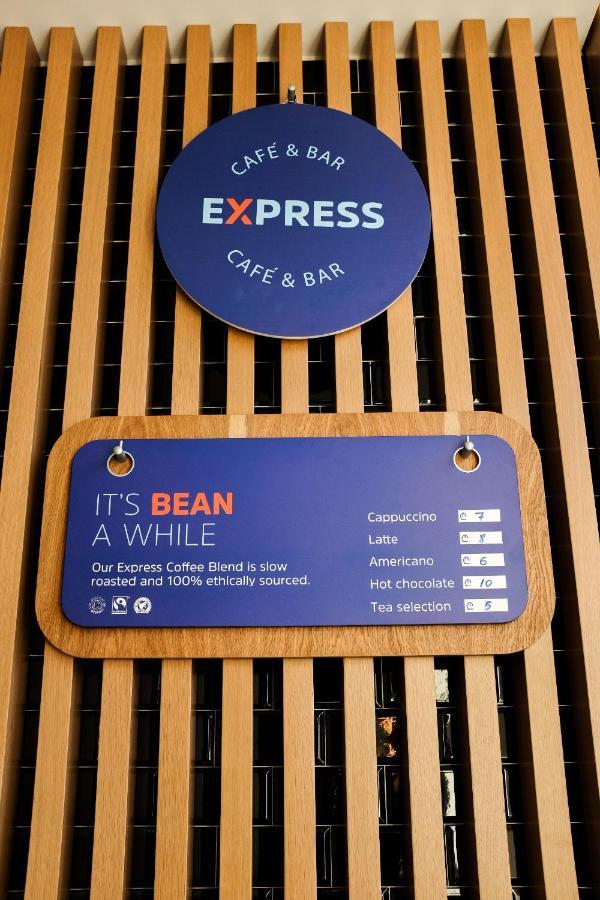Holiday Inn Express Tbilisi Avlabari By Ihg ภายนอก รูปภาพ