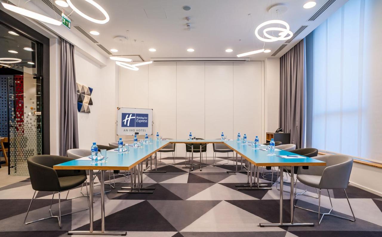 Holiday Inn Express Tbilisi Avlabari By Ihg ภายนอก รูปภาพ