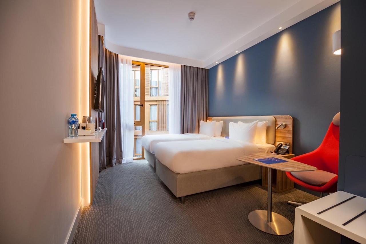 Holiday Inn Express Tbilisi Avlabari By Ihg ภายนอก รูปภาพ