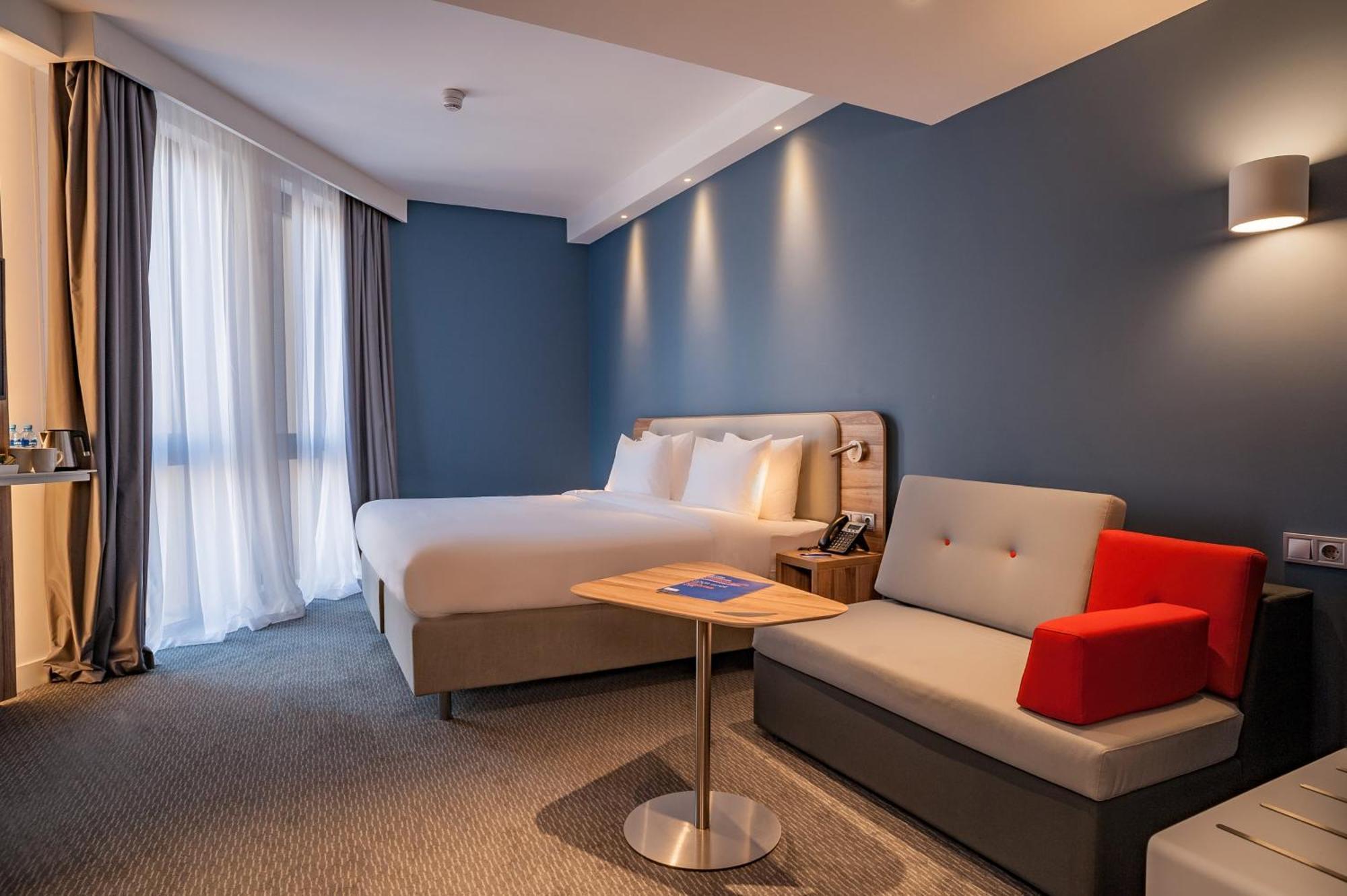 Holiday Inn Express Tbilisi Avlabari By Ihg ภายนอก รูปภาพ