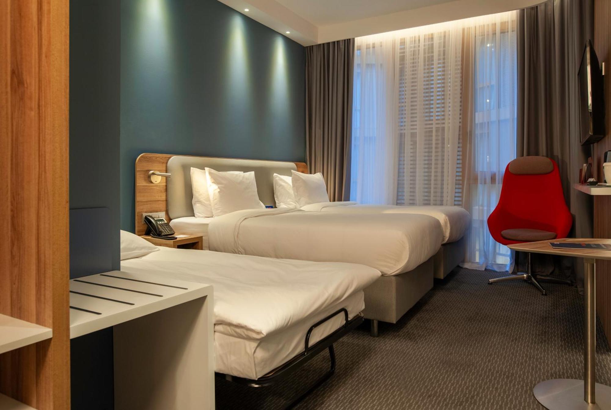 Holiday Inn Express Tbilisi Avlabari By Ihg ภายนอก รูปภาพ