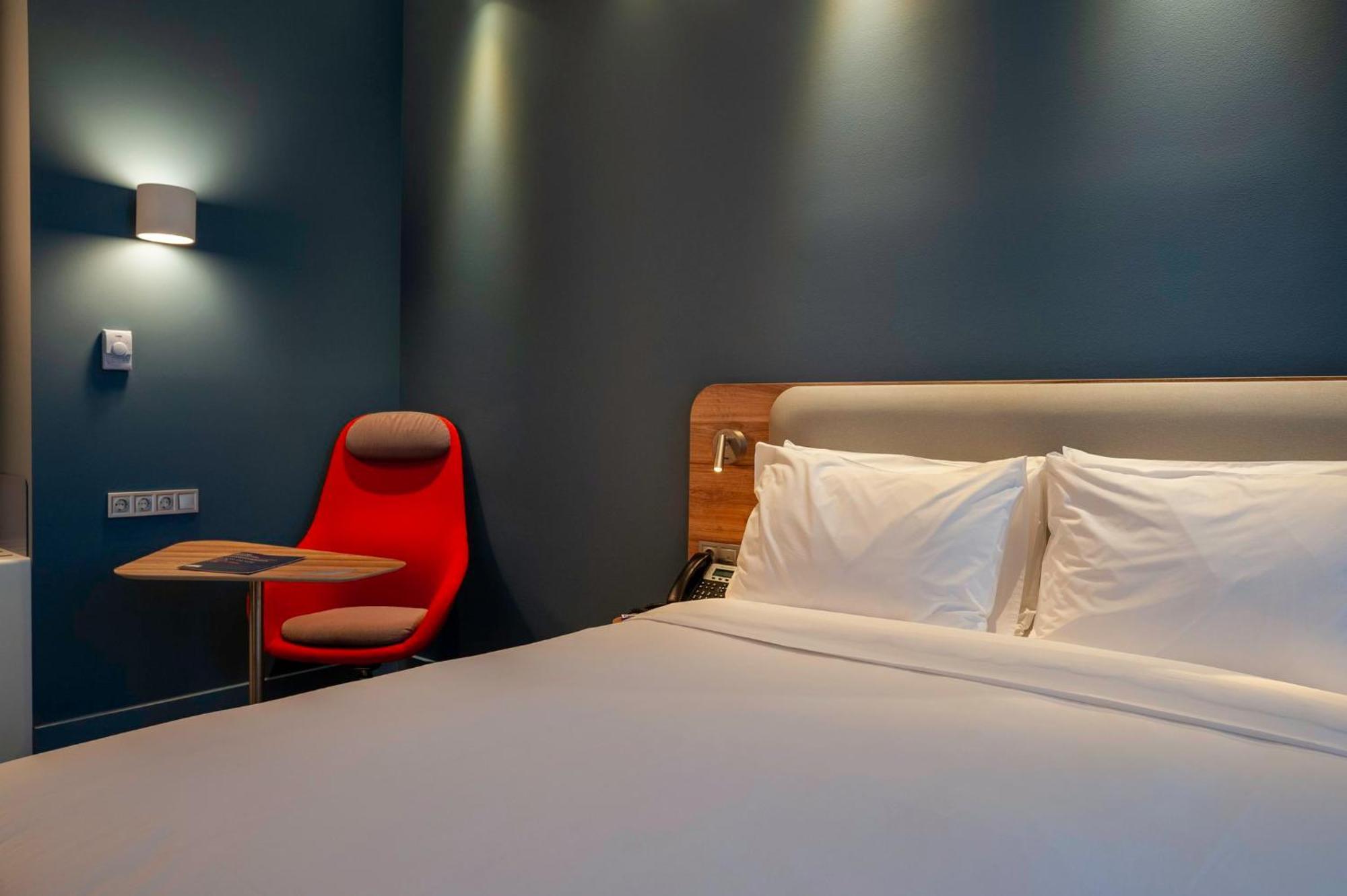 Holiday Inn Express Tbilisi Avlabari By Ihg ภายนอก รูปภาพ