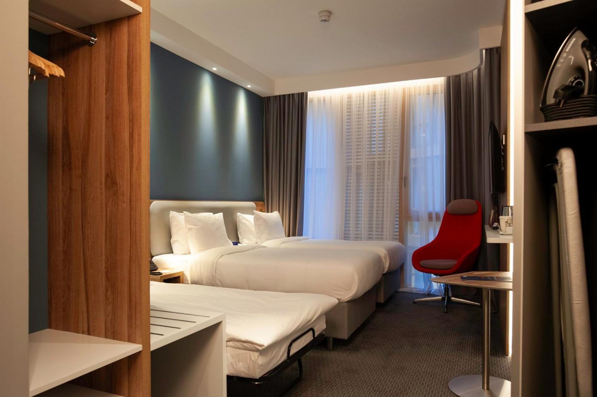 Holiday Inn Express Tbilisi Avlabari By Ihg ภายนอก รูปภาพ